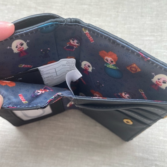 Sanderson Sisters Wallet NEW - Picture 3 of 5